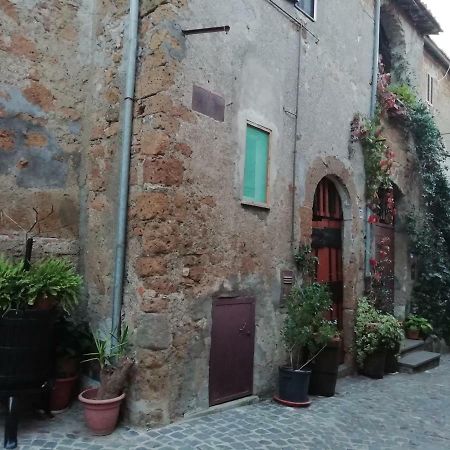 Апартаменты Relax Dal Caos Di Citta Barbarano Romano Экстерьер фото
